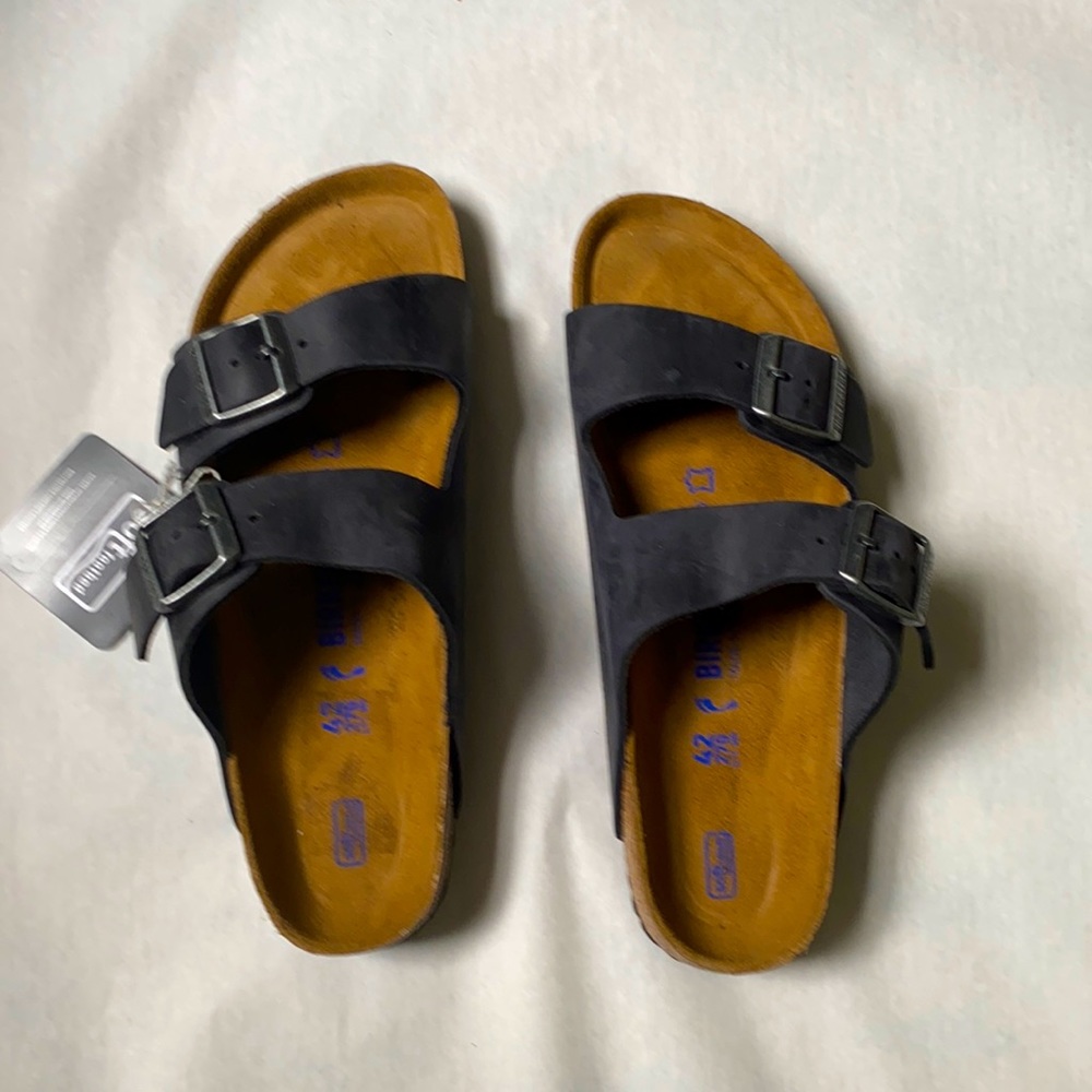 Birkenstock 42 narrow 9.5 Arizona Sandals